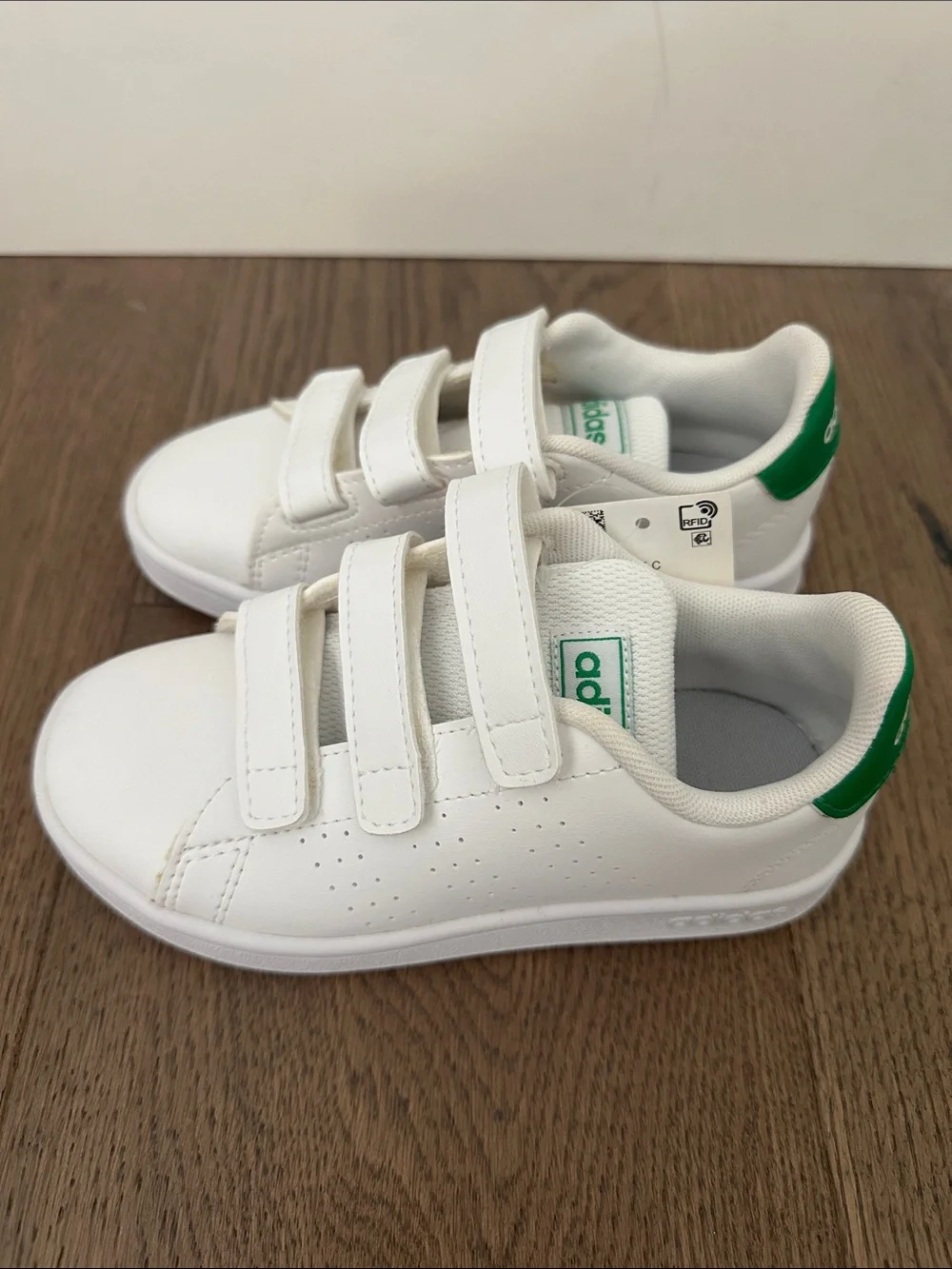 Adidas kids Advantage Sneakers